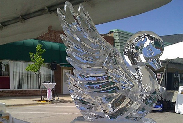 Chicago Wedding Bridal Event Swan Ice Sculpture
