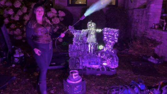 Halloween-2 Halloween Ice Sculpture